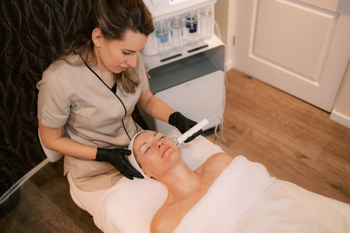 ONA Hydrofacial stappen