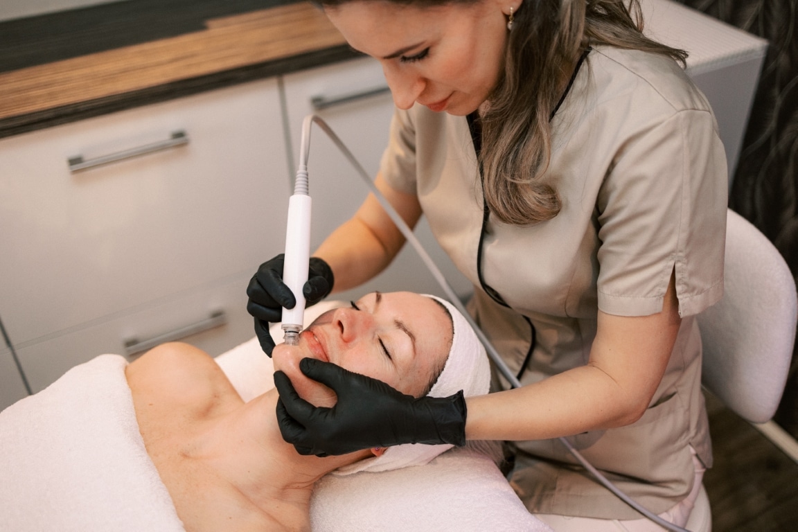 ONA Hydrofacial behandeling